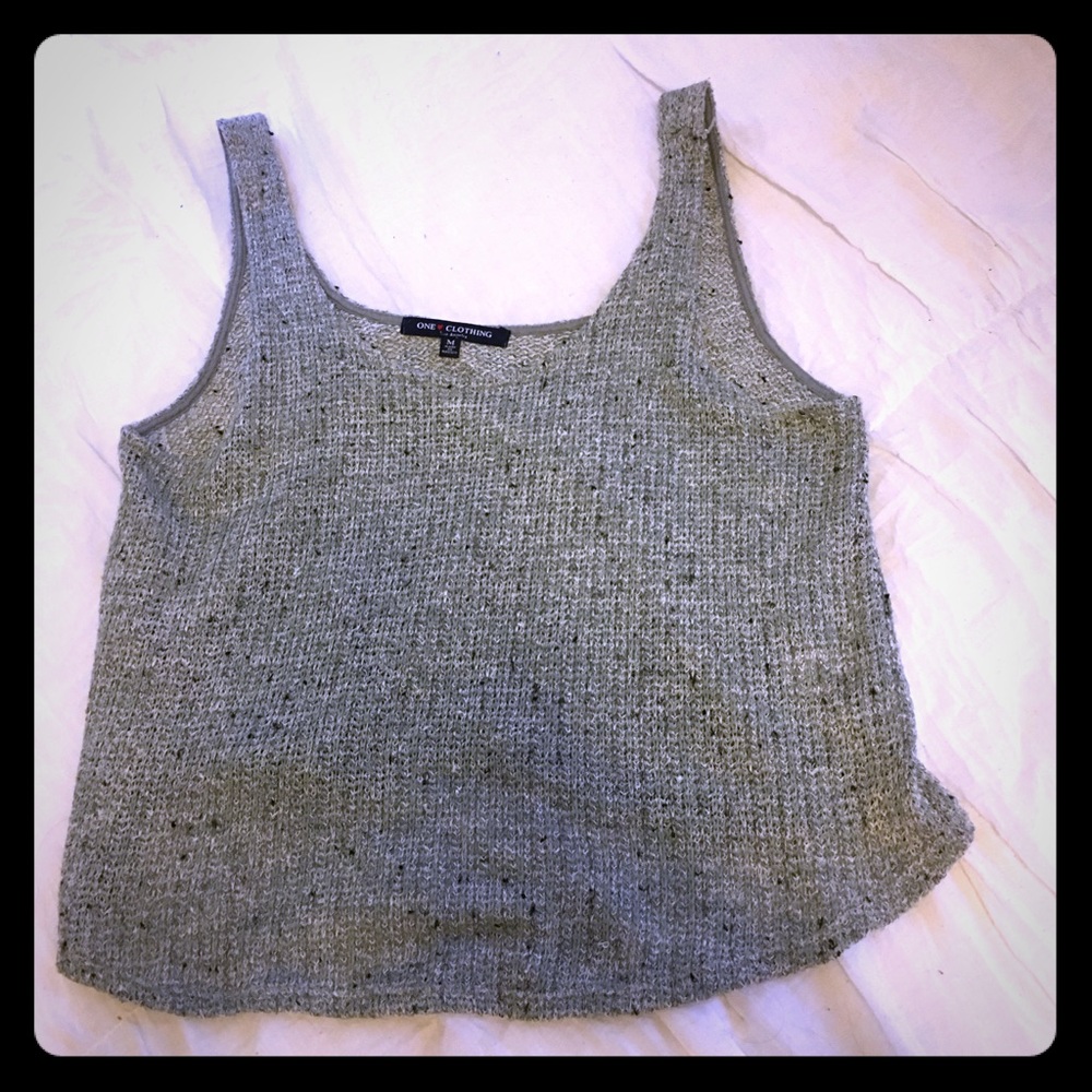 Grey tank top